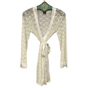 Apt 9 White Lace Robe Nightgown Coverup